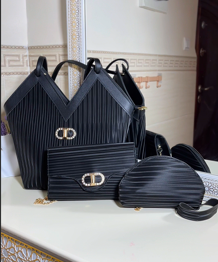 SACS 4 PCS